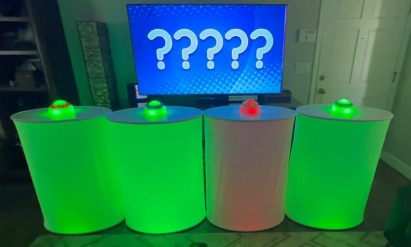 Générique Buzzer Blind Test - | Buzzer pour Jeux | Jeu de Quiz Éducatif | sonore pour Jeux de Questions avec 4 Sons Préenregistrés, Buzzer sonore et, Cadeaux de Noël pour en
