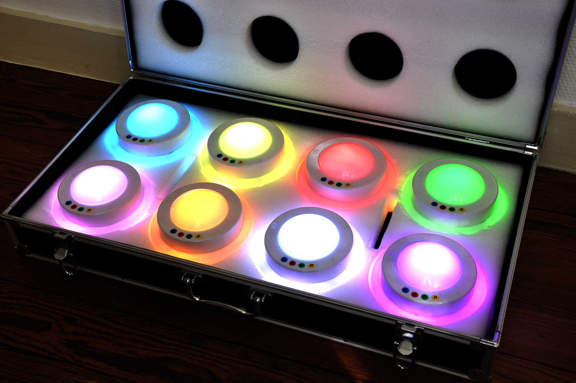 Pack 8 buzzers "RGB" Blind Test – Image 2